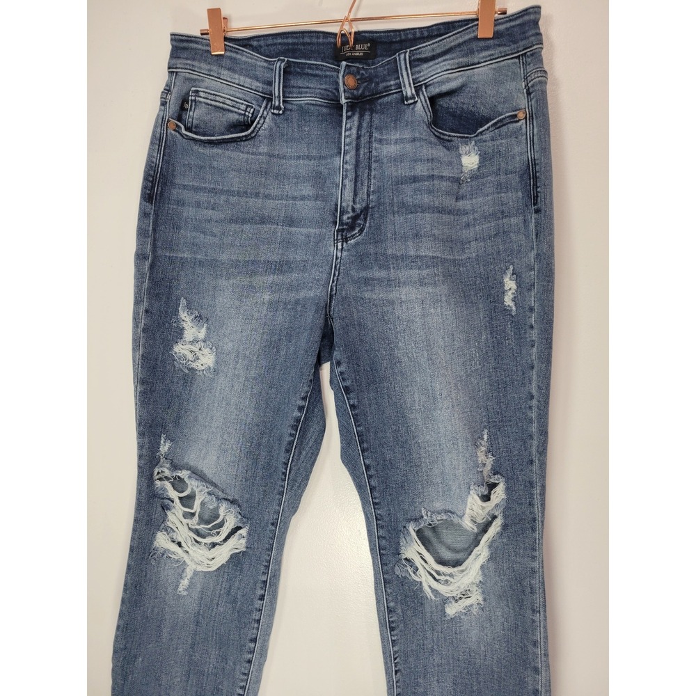 Judy Blue Boyfriend Fit Distressed High Rise Medium Wash Jeans Women Size 32W - Picture 2 of 7